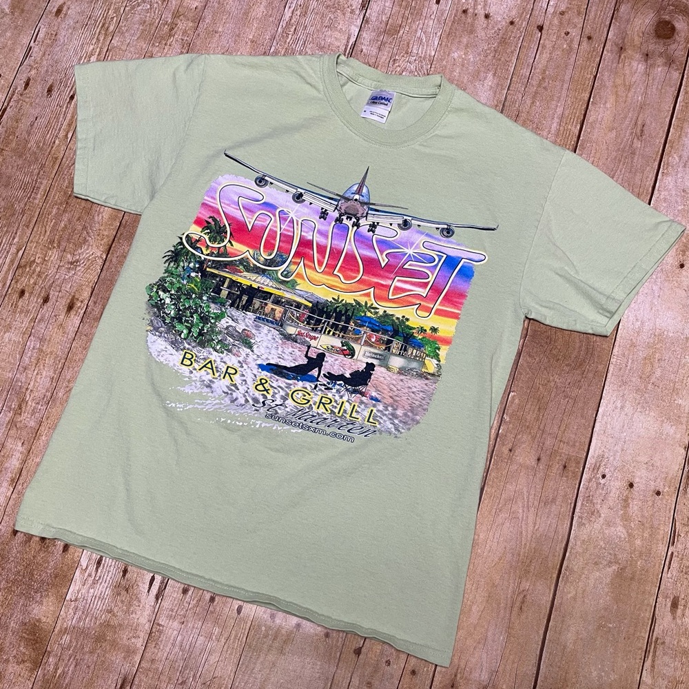 Graphic tee